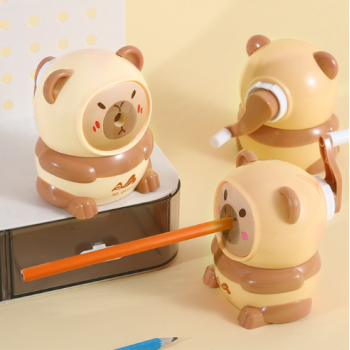 APONTADOR DE LÁPIS MANIVELA CAPIVARA REDONDO