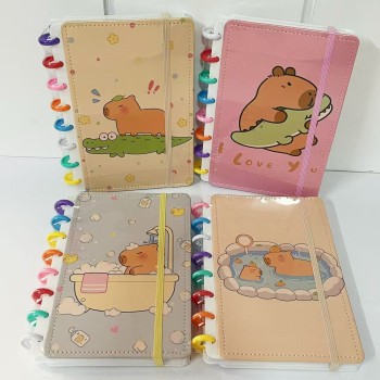 CADERNO 8 DISCOS CAPA DURA TEMA CAPIVARA ALEATÓRIO