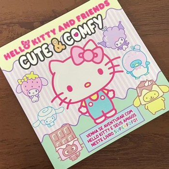 LIVRO DE COLORIR CUTE COMFY  HELLO KITTY