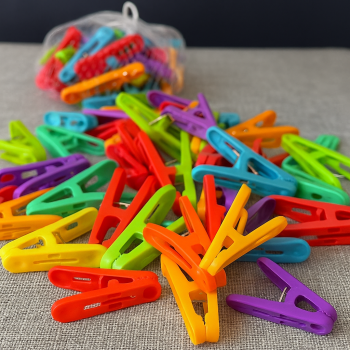 PREGADORES COLORIDOS HU71899