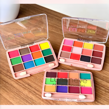 Paleta de Sombras BOX C/24 Un Lua e Neve